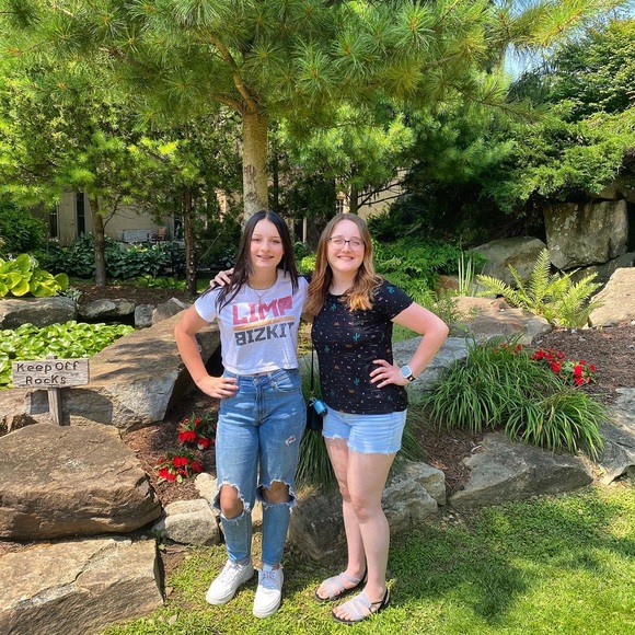 Our meet the Posher story ❤️ - Picture 16 of 16